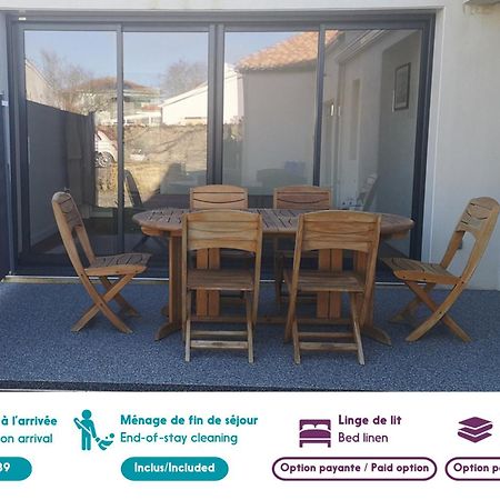 Le cachet d’une maison de centre-bourg à Beauvoir-sur-Mer Esterno foto