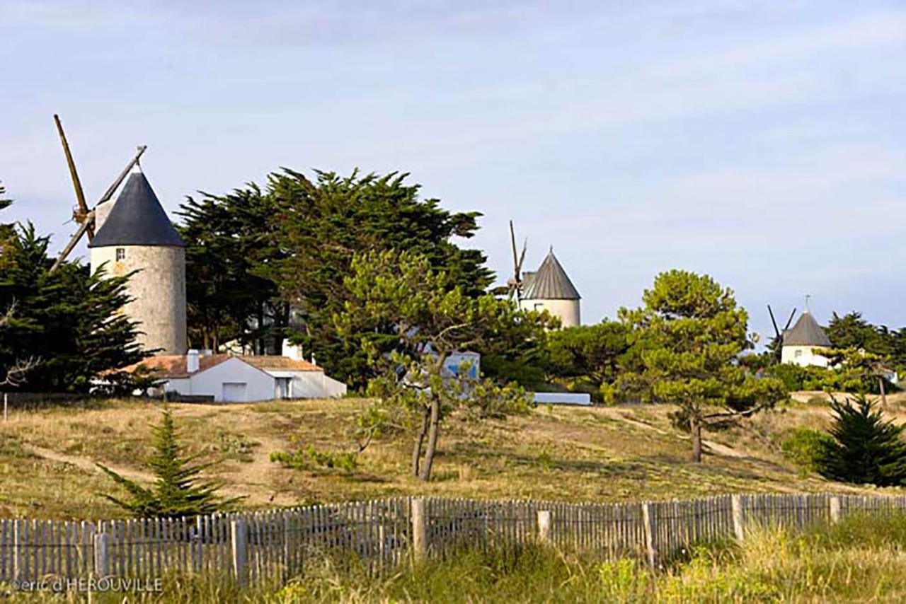 Le cachet d’une maison de centre-bourg à Beauvoir-sur-Mer Esterno foto